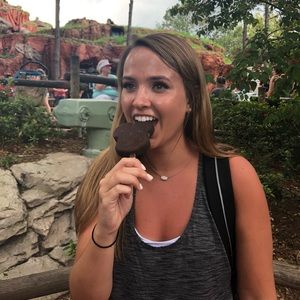 Meet your Posher, Hunter